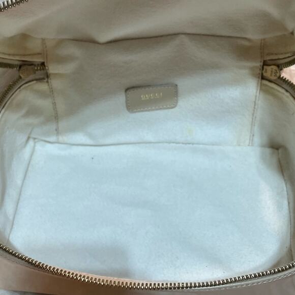 Gucci Almond patent leather Cosmetic case in good condition - Picture 8 of 8